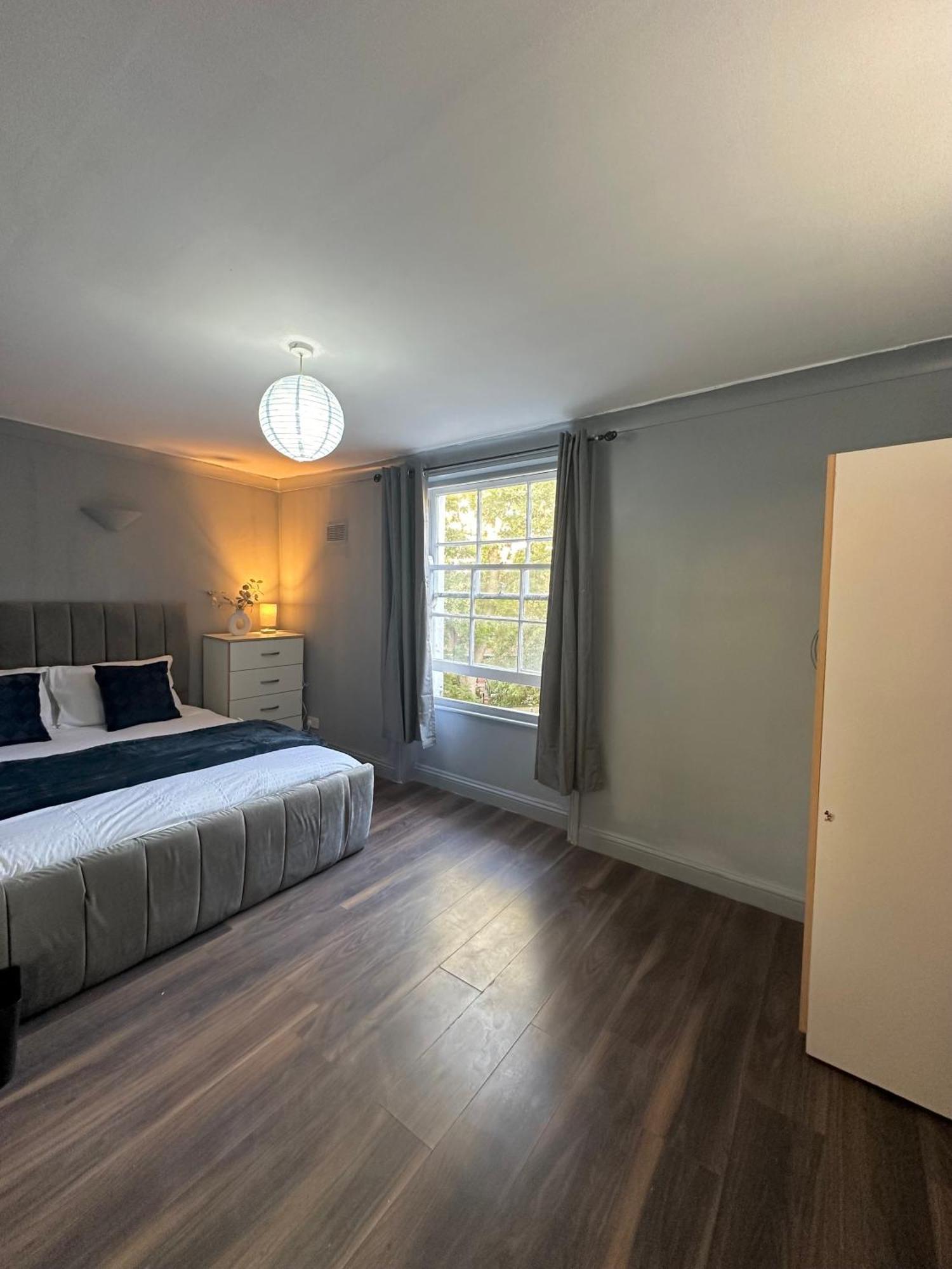 Luxury Room In A 4 Bedroom Flat! 4 Minutes Walk To Kingscross, St Pancras Londres Exterior foto