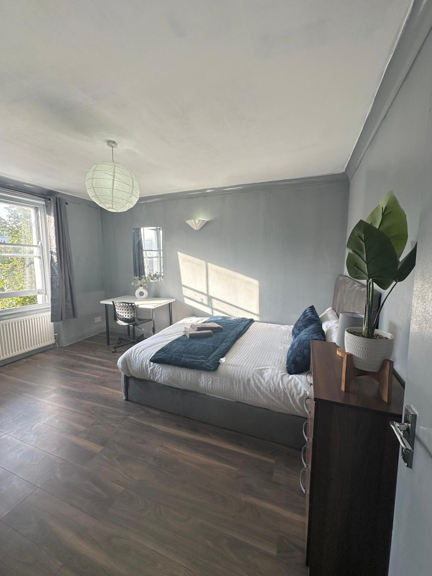 Luxury Room In A 4 Bedroom Flat! 4 Minutes Walk To Kingscross, St Pancras Londres Exterior foto
