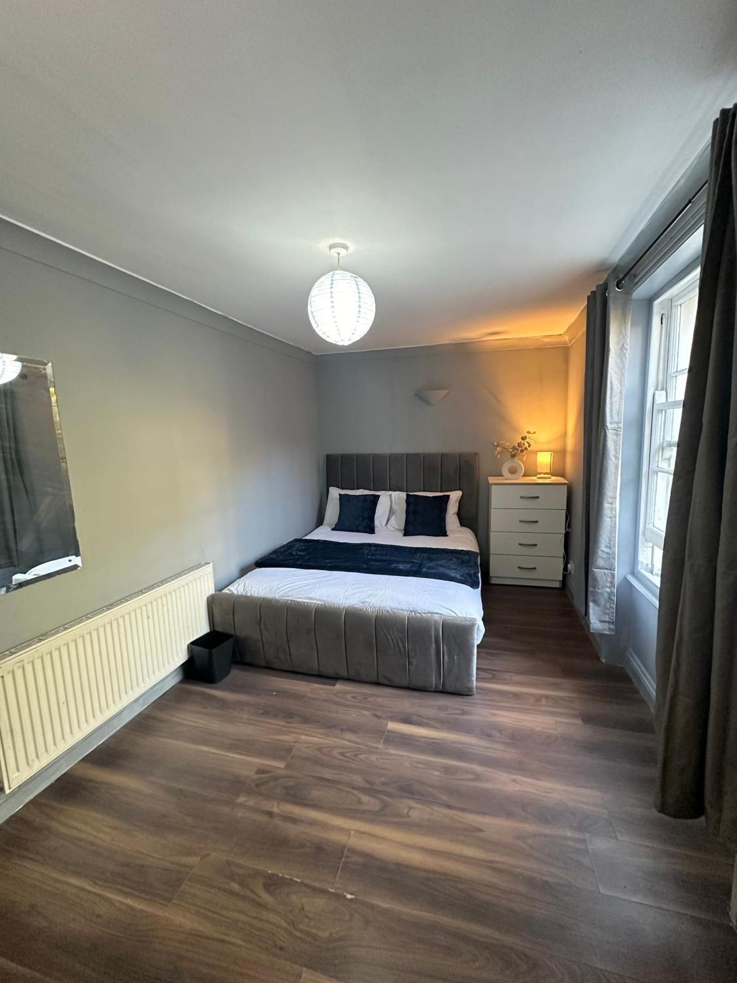 Luxury Room In A 4 Bedroom Flat! 4 Minutes Walk To Kingscross, St Pancras Londres Exterior foto