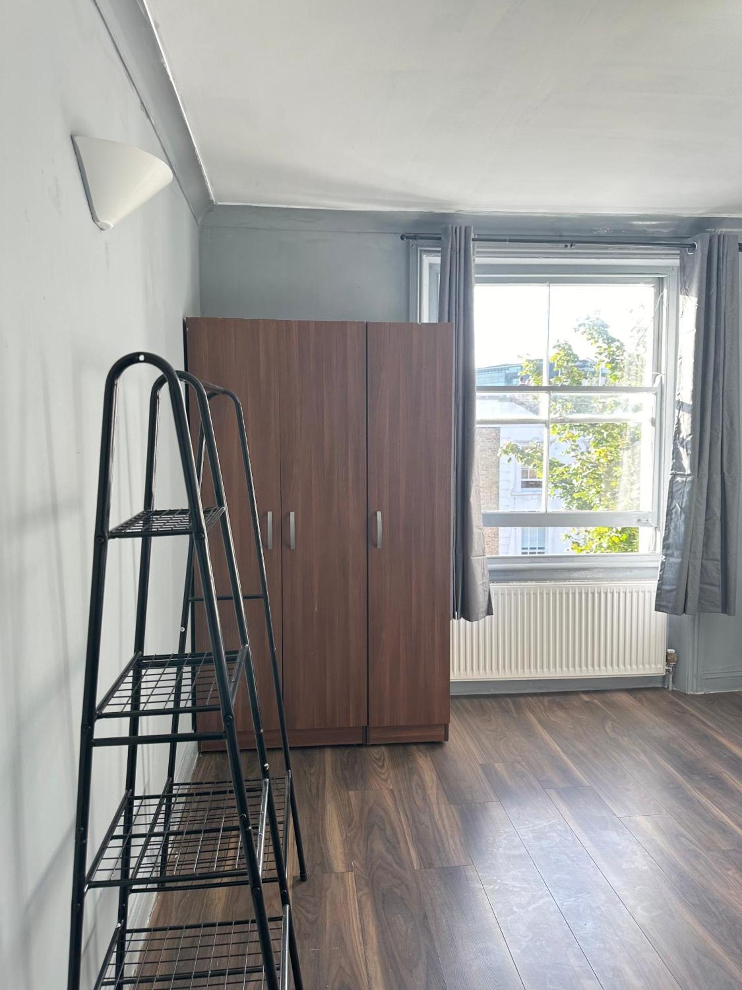 Luxury Room In A 4 Bedroom Flat! 4 Minutes Walk To Kingscross, St Pancras Londres Exterior foto